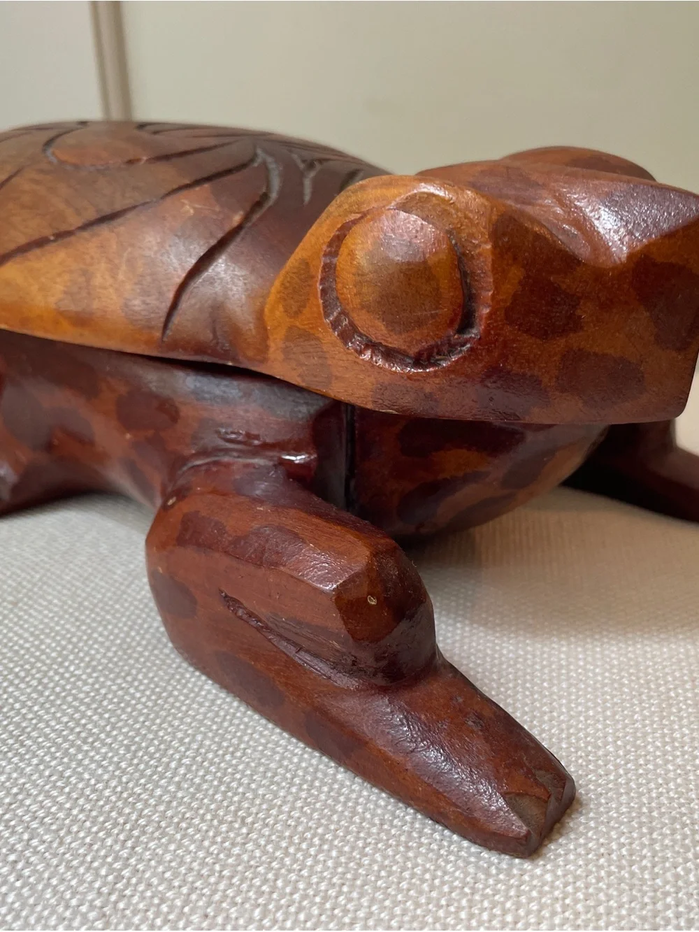 N/A vintage hand